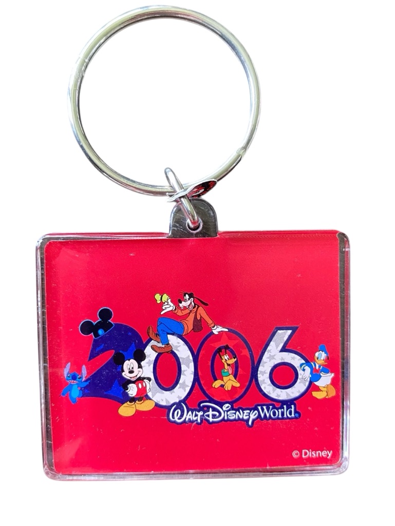 Walt Disney World 2006 Keychain Vintage Red Mickey Mouse Goofy Pluto Donald Duck